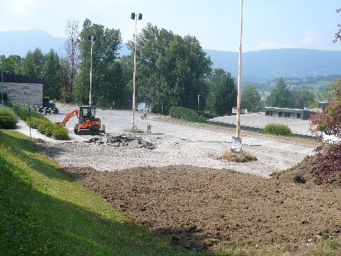 Le parking central du campus de Jacob-Bellecombette en cours de requalification Le parking central du campus de Jacob-Bellecombette en cours de requalification